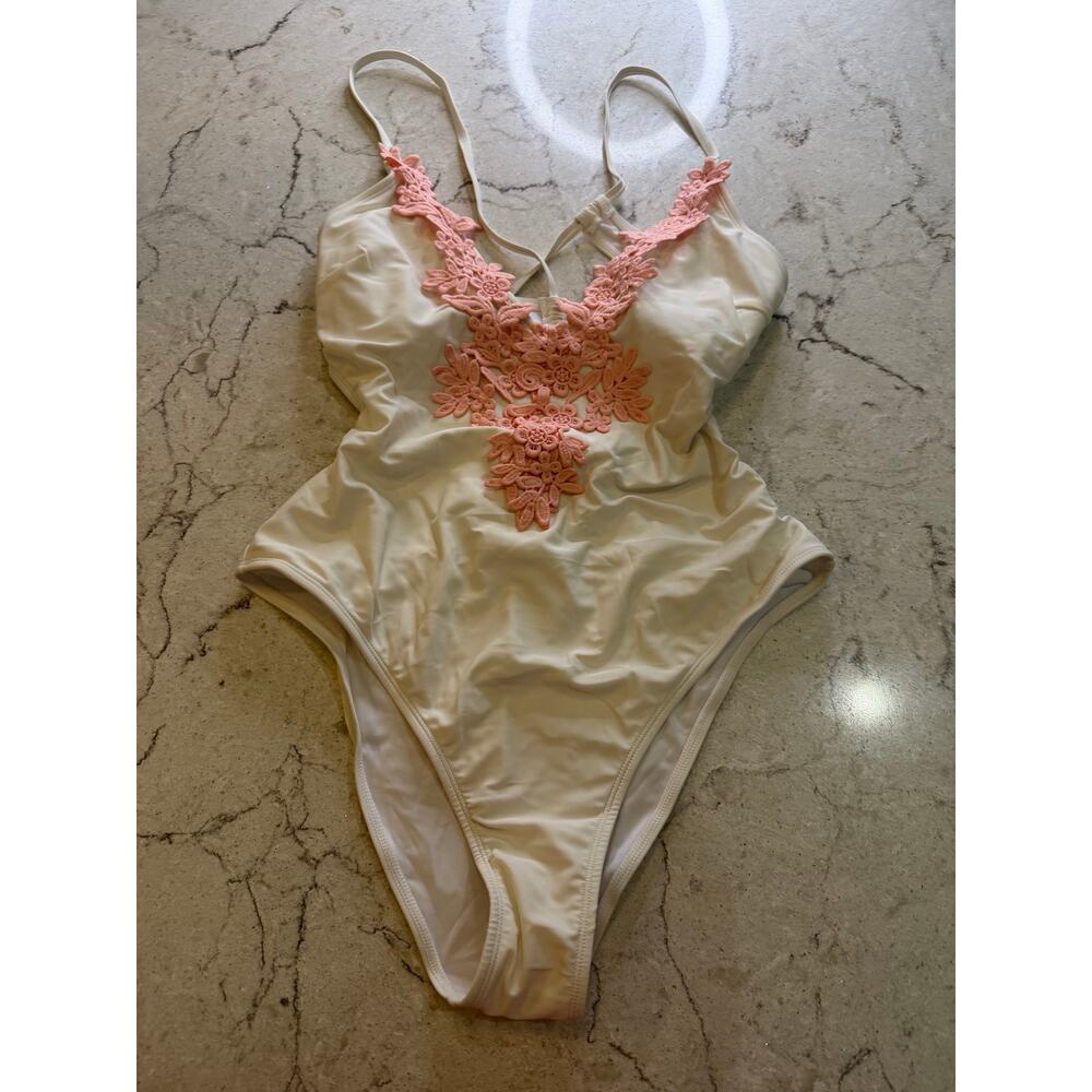 NWT CUPSHE White One-Piece Swimsuit w/ Pink Floral Lace Detail - Size Large